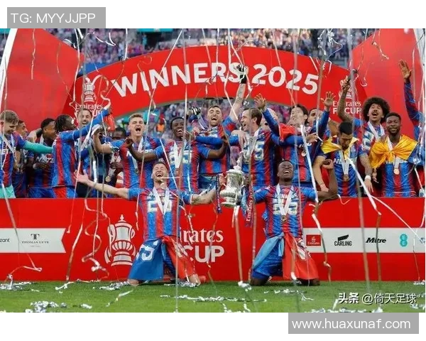 塞超球队主帅赛中离世 裁判停止竞赛球员溃散落泪